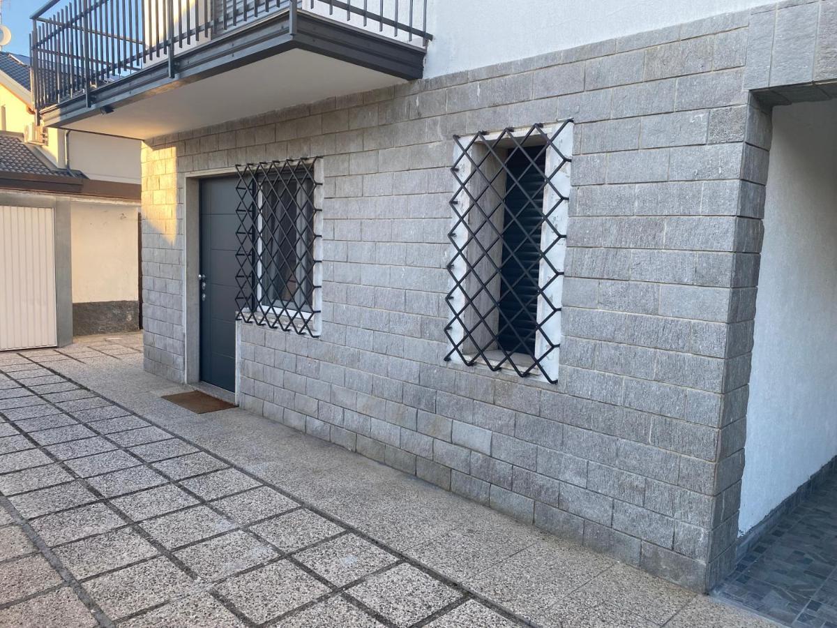 Appartamento In Villa Parabiago Eksteriør billede