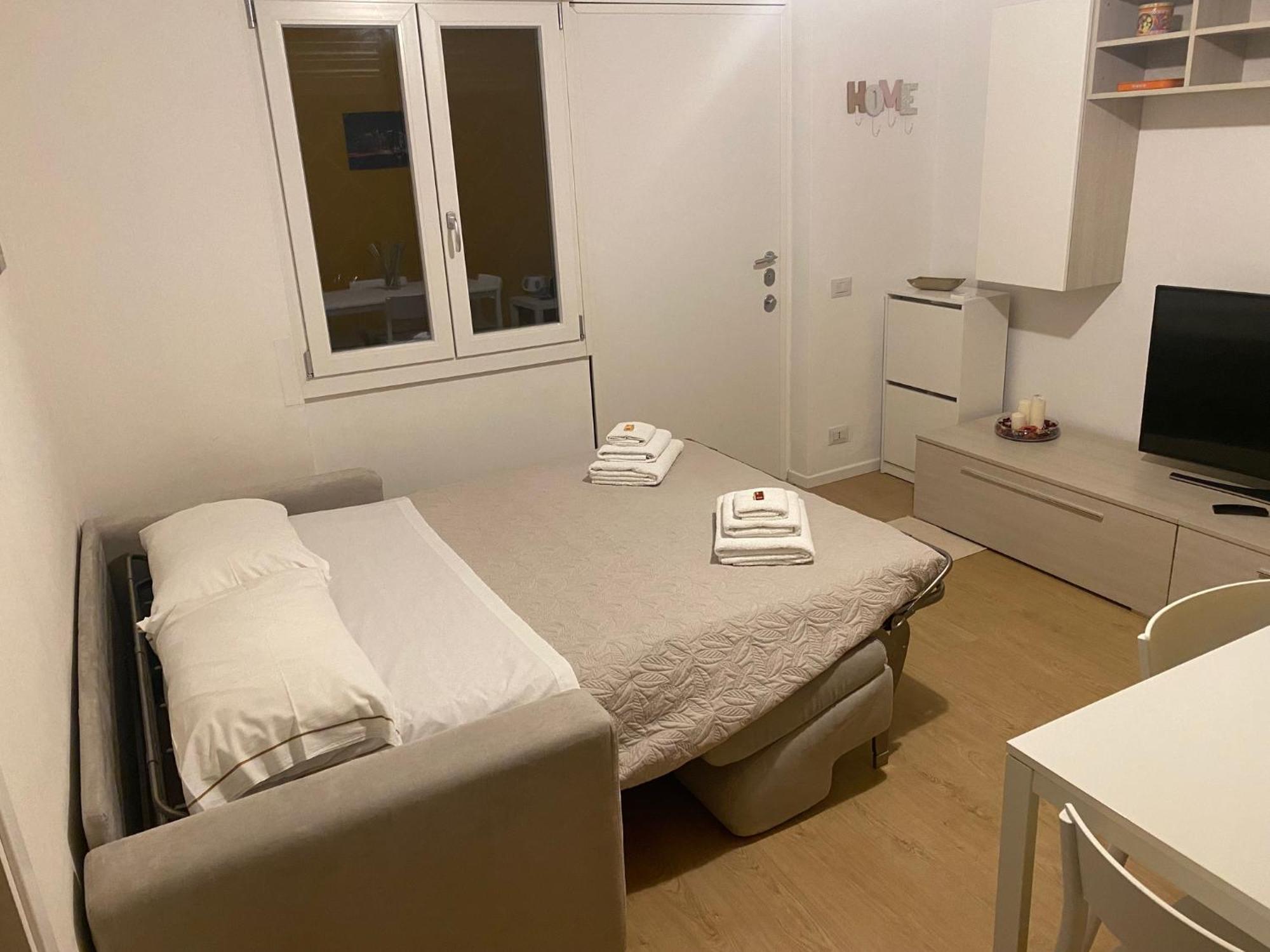 Appartamento In Villa Parabiago Eksteriør billede